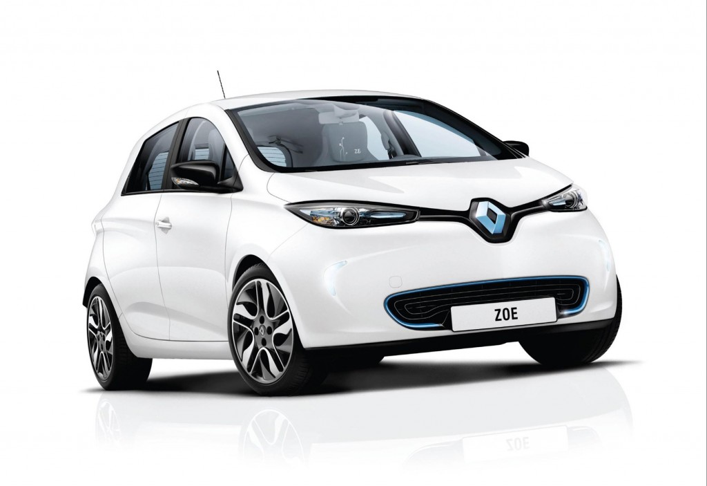 ALL-ELECTRIC RENAULT ZOE NAMED ‘BEST ELECTRIC CAR UP TO £20,000’ FOR THE FIFTH CONSECUTIVE YEAR AT WHAT CAR? AWARDS