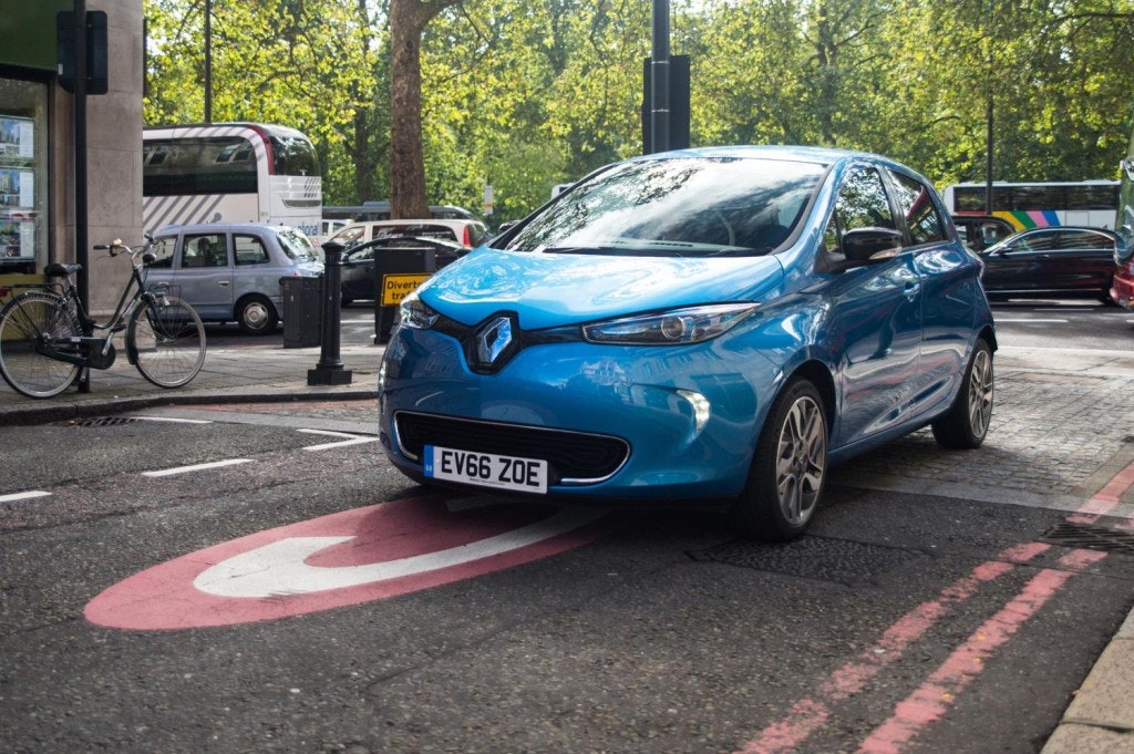 RENAULT ZOE RETAINS ITS ‘BEST ULTRA-LOW EMISSION CAR’ CROWN AT THE FLEET WORLD HONOURS 2018