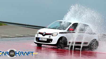 RENAULT TEAMS UP WITH CARKRAFT ROAD SAFETY INITIATIVE FOR NINTH CONSECUTIVE YEAR