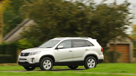 DOUBLE BIRTHDAY CELEBRATIONS AS SPORTAGE TURNS 25 AND SORENTO ARRIVED IN THE UK 15 YEARS AGO