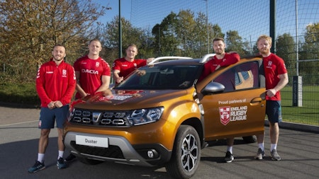 ENGLAND RUGBY LEAGUE PLAYERS GEAR UP FOR NEW ZEALAND SERIES IN ALL-NEW DACIA DUSTERS