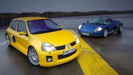 CELEBRATING 20 YEARS OF A PERFORMANCE ICON: THE RENAULT CLIO V6