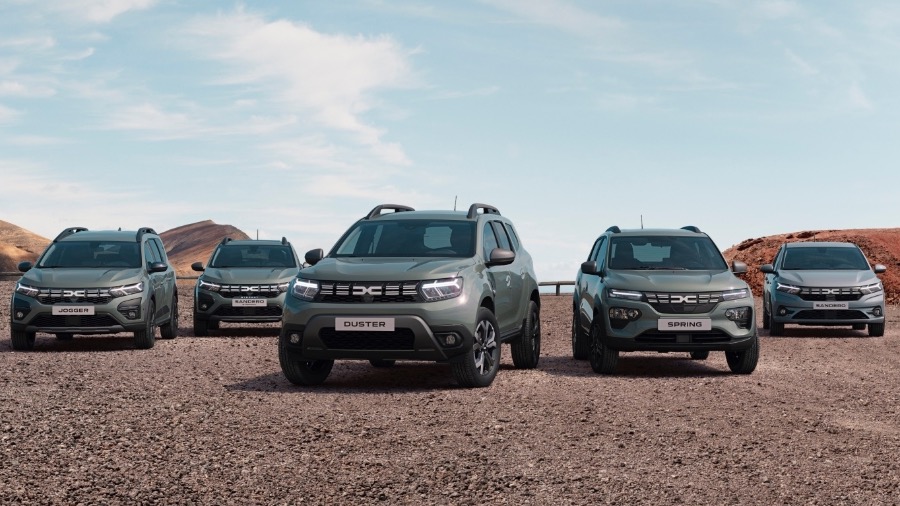 DACIA ENHANCES ITS RANGE TO COMPLETE THE ROLL OUT OF ITS NEW VISUAL IDENTITY