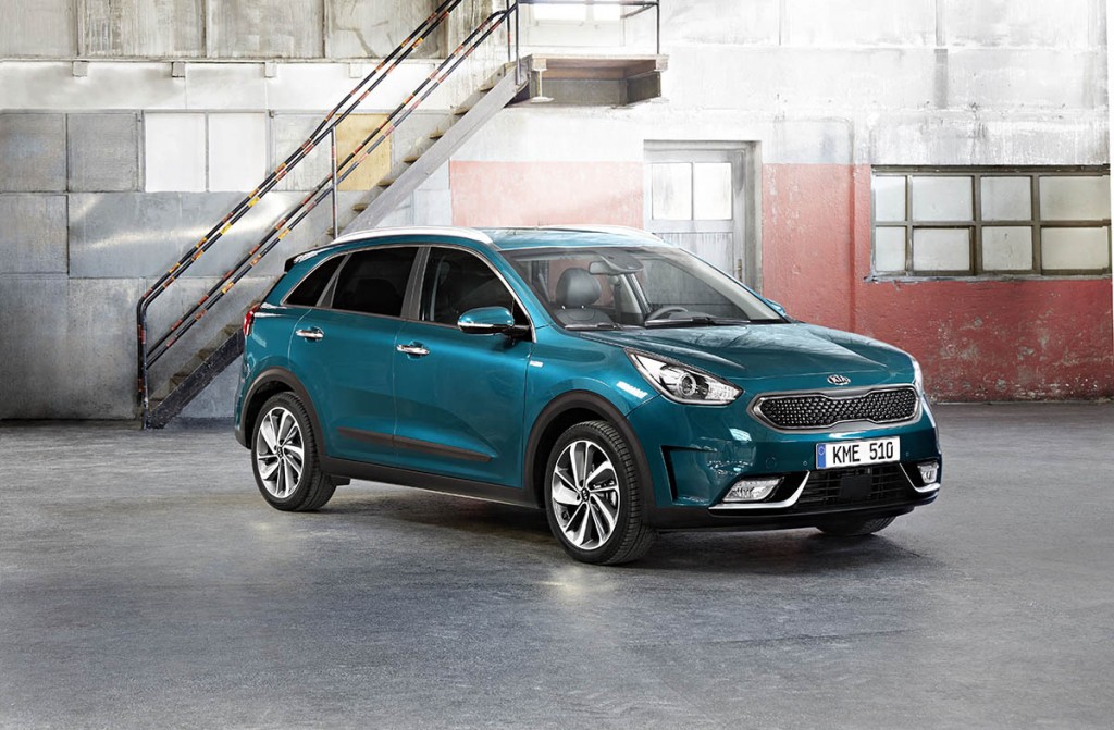 ALL-NEW NIRO AVAILABLE AT SUTTON PARK GROUP WINS BEST HYBRID IN 2017 DIESEL CAR AWARDS