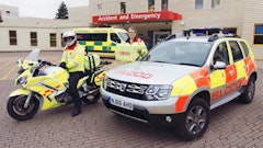 DACIA DUSTER 4x4 ON FRONT LINE WITH EMERGENCY RIDER VOLUNTEERS