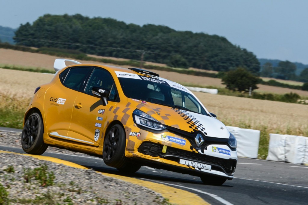 YOUNGSTERS HIGHLY IMPRESSED BY RENAULT UK CLIO CUP JUNIOR CAR