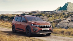 ALL-NEW DACIA JOGGER: A NEW TAKE ON THE 7-SEATER FAMILY CAR