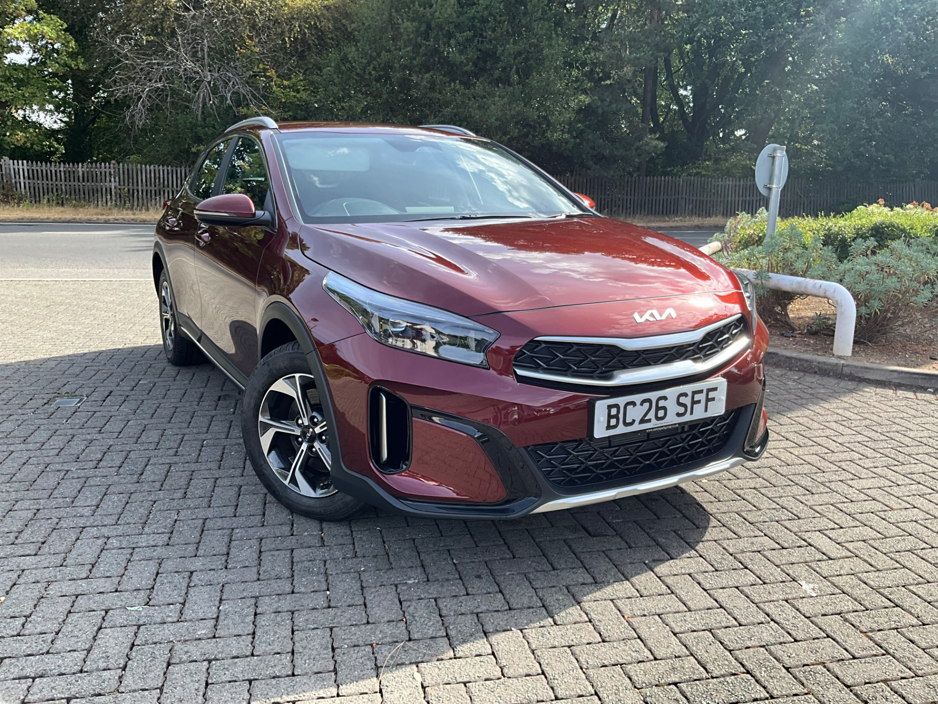 Kia Xceed listing photo