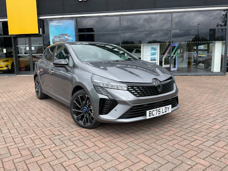 2026 RENAULT CLIO 1.6 E TECH ESPRIT ALPINE HATCHBACK 5DR PETROL HYBRID AUTO HYBRID AUTOMATIC... photo