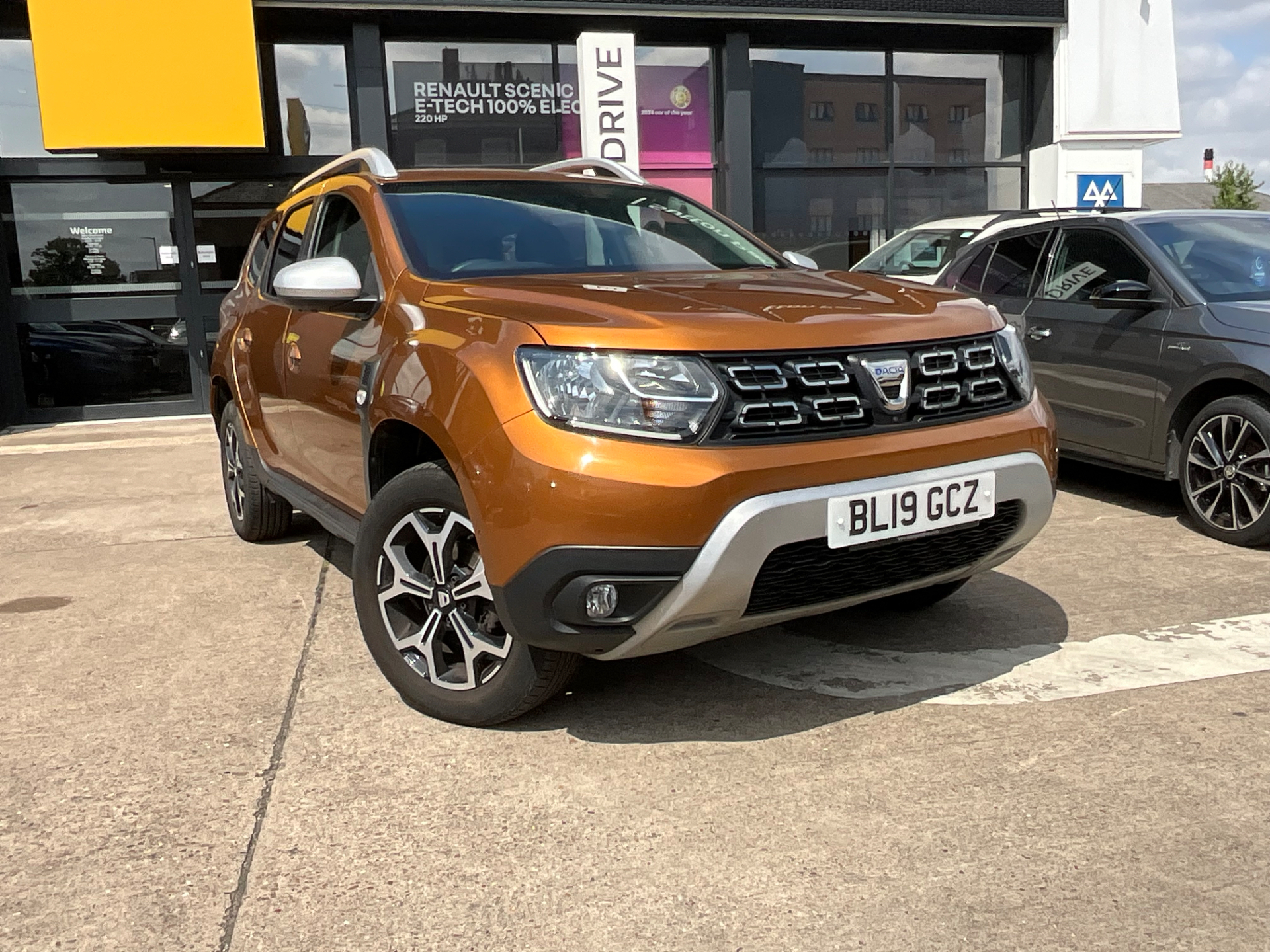 DACIA DUSTER 1.6 SCE PRESTIGE SUV 5DR PETROL MANUAL PETROL MANUAL 41,250 MILES 2019...