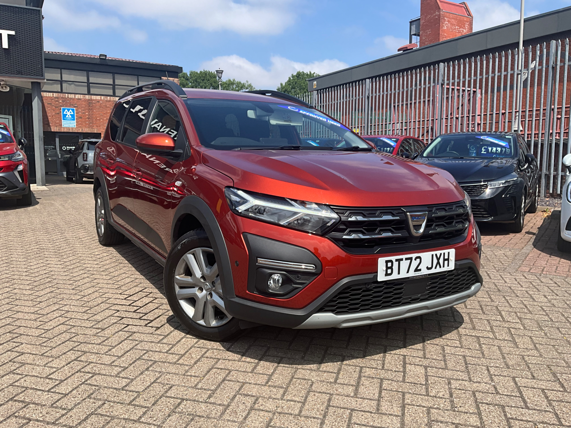 DACIA JOGGER 1.0 TCE COMFORT MPV 5DR PETROL MANUAL PETROL MANUAL 24,528 MILES 2022...