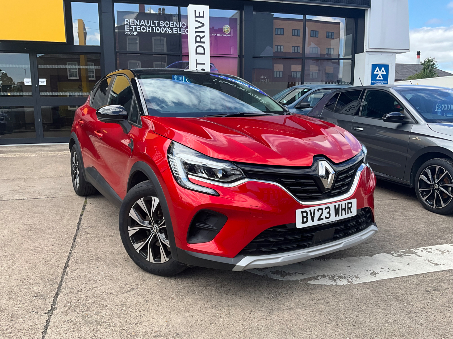 RENAULT CAPTUR 1.6 E TECH EVOLUTION SUV 5DR PETROL HYBRID AUTO HYBRID AUTOMATIC 15,500...