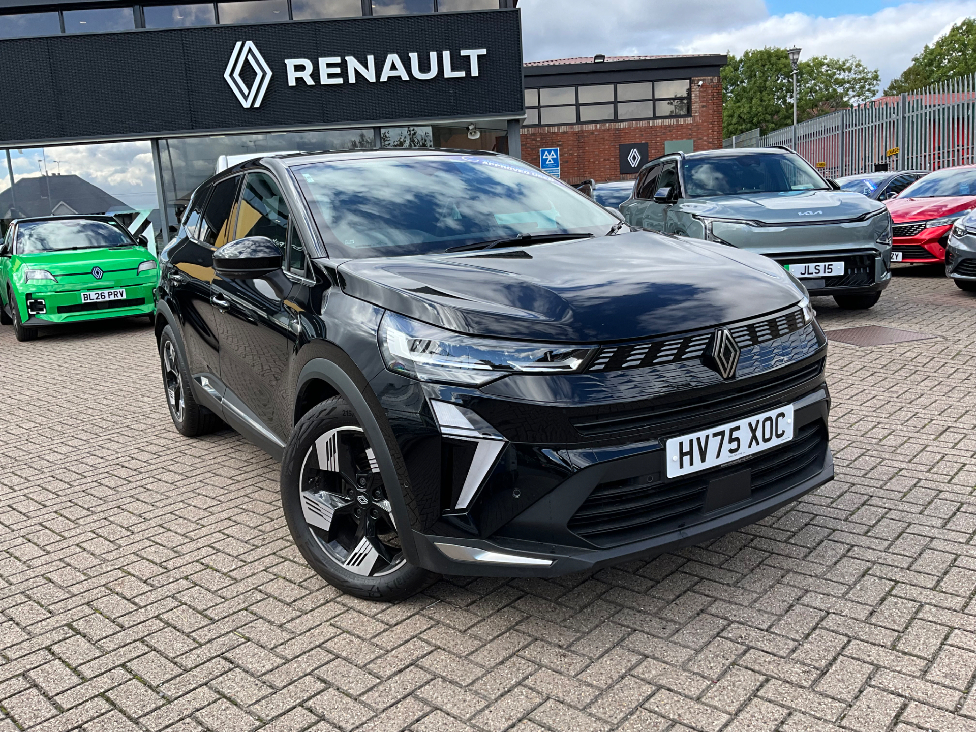 Renault Symbioz listing photo